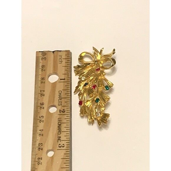 Vintage Gold Tone Christmas Brooch Pin Rhinestones Bow Layered Leaves Branches - Picture 5 of 6